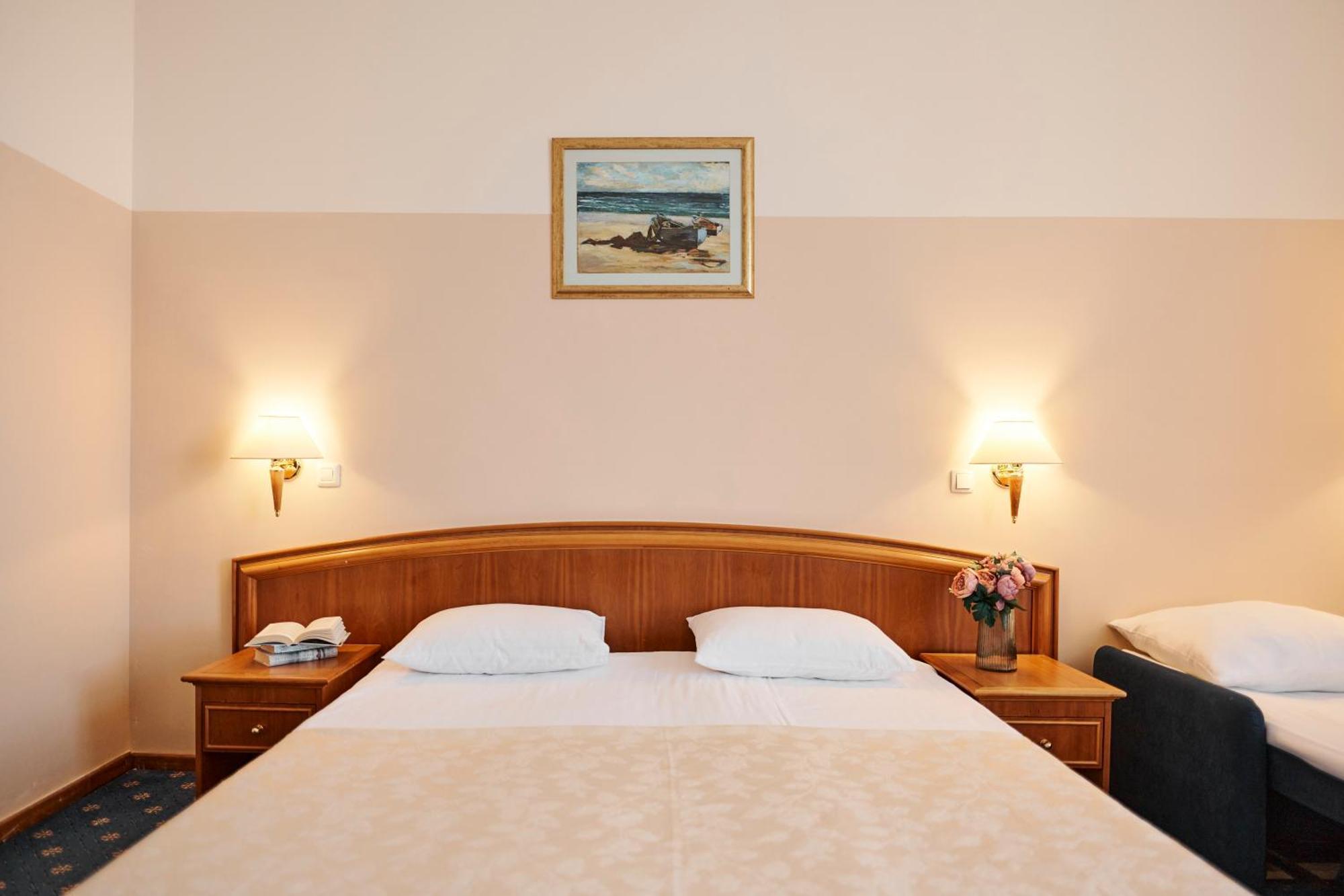 Hotel Lovran Szoba fotó